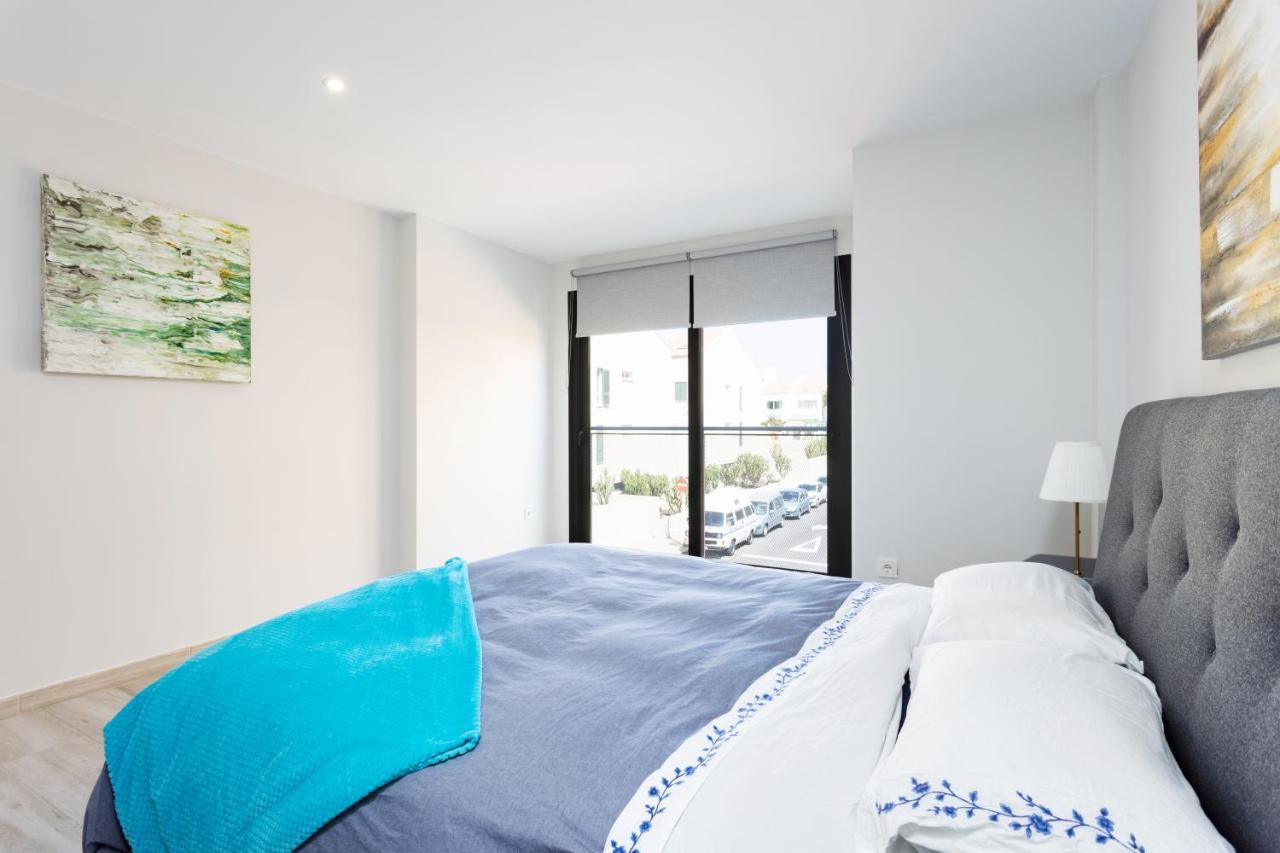 New 140M2 Loft-Style Flat At Town Heart, 3 Beaches Close Casa Leon El Medano  Exterior photo